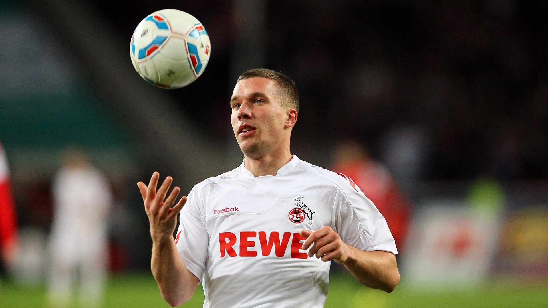 德罗赞式爆发！深圳队硬仗取胜，演绎CBA版猛龙过江