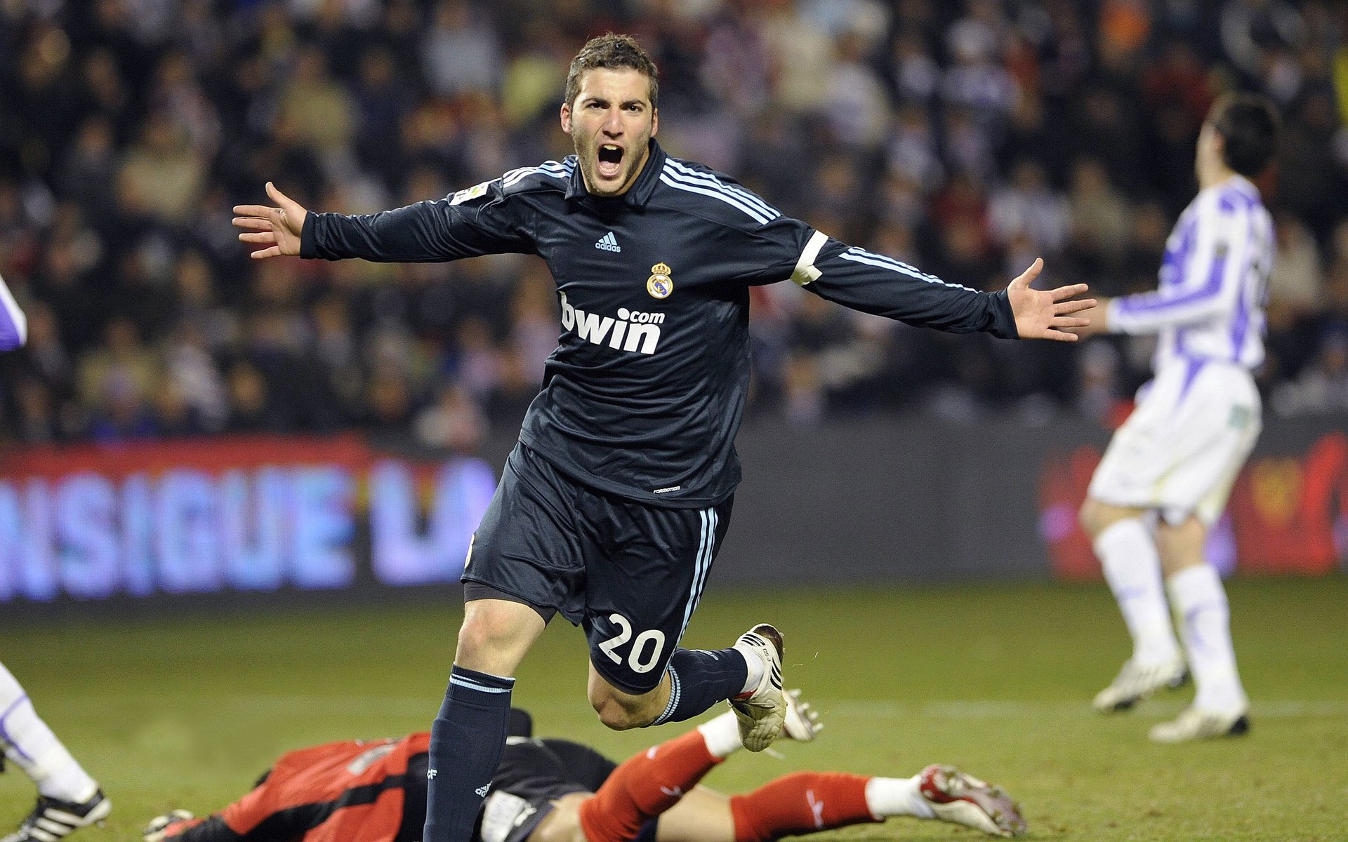 2026世界杯之夜，范戴克惊艳四座