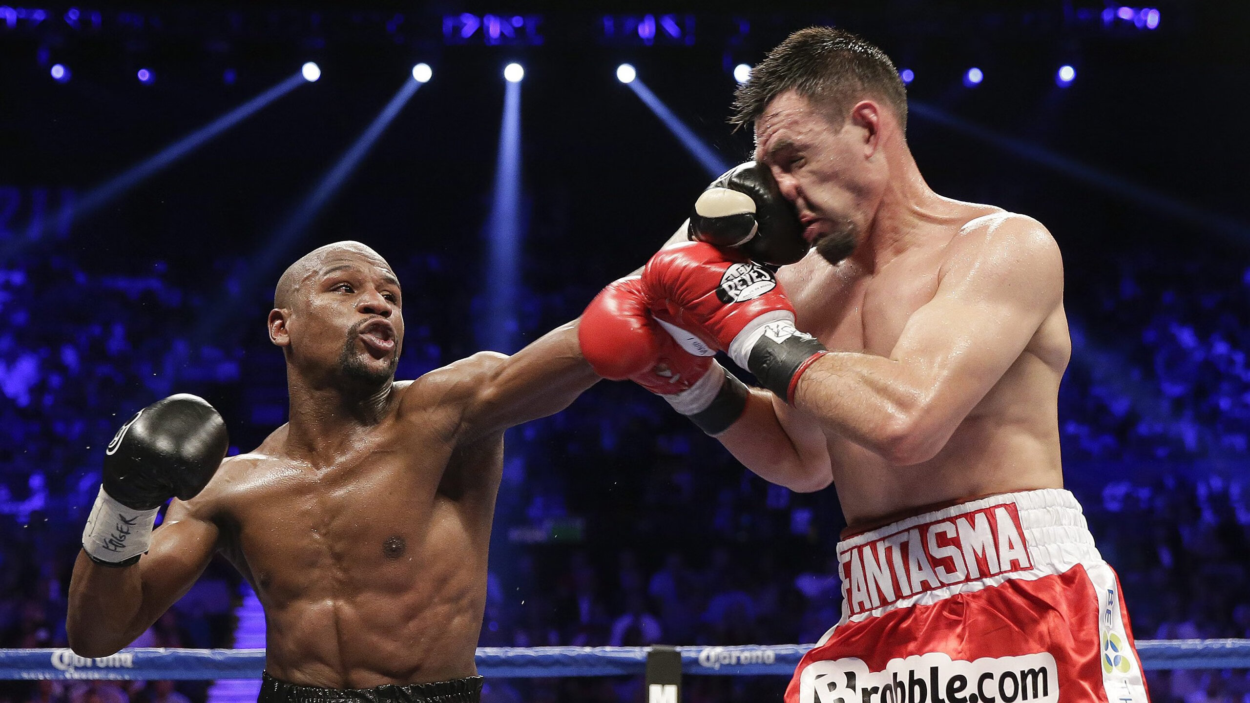 红牛二队鏖战威廉姆斯，佩雷兹惊艳四座，一场定义赛季走向的经典战役